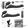 Strap-on-me M - felcsatolható vibrátor - közepes (fekete)